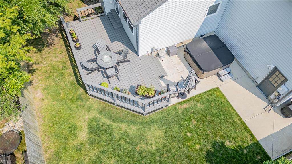 1213 Mozart Dr - Photo 1