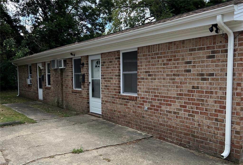 3228 Lens Ave - Photo 1