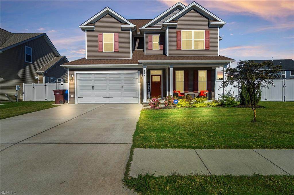 604 Baker Loop - Photo 1