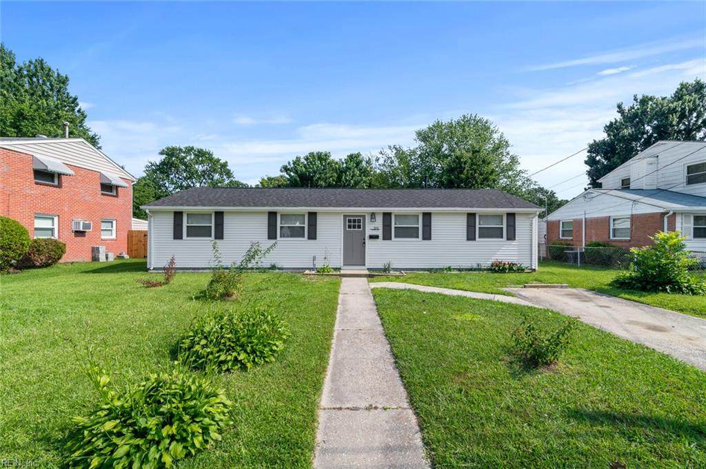 1512 Cronin Dr - Photo 1