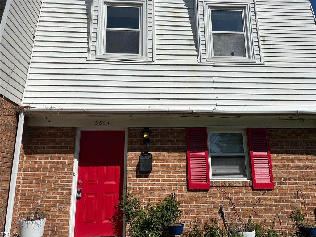 5854 Hasting Arch - Photo 1
