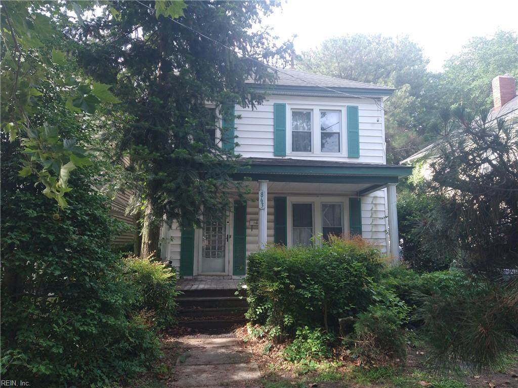 863 41st St - Photo 1