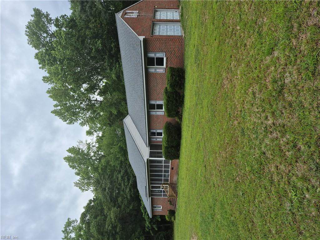 7507 Mill Creek Dr - Photo 1