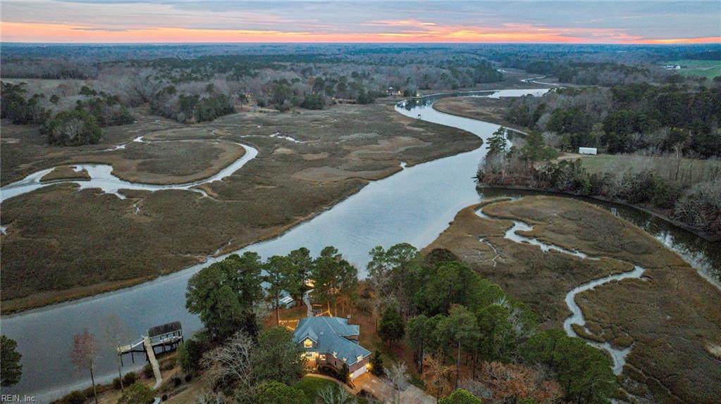 215 Deep Water Way - Photo 1