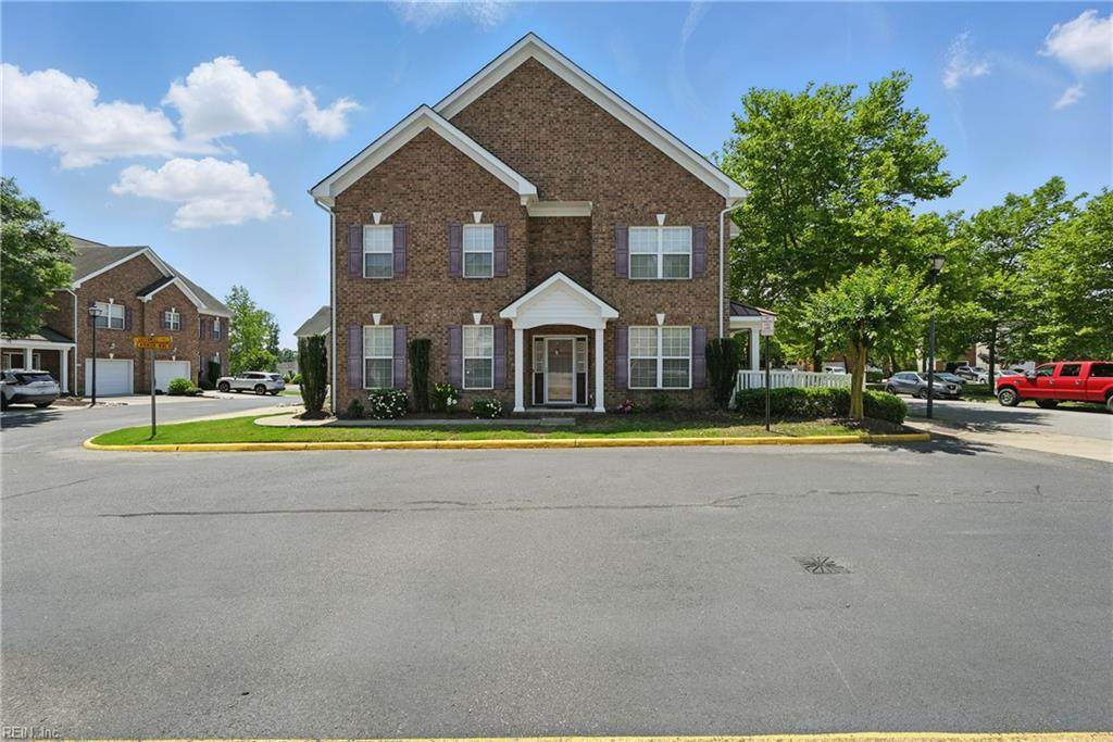 947 Long Beeches Ave - Photo 1