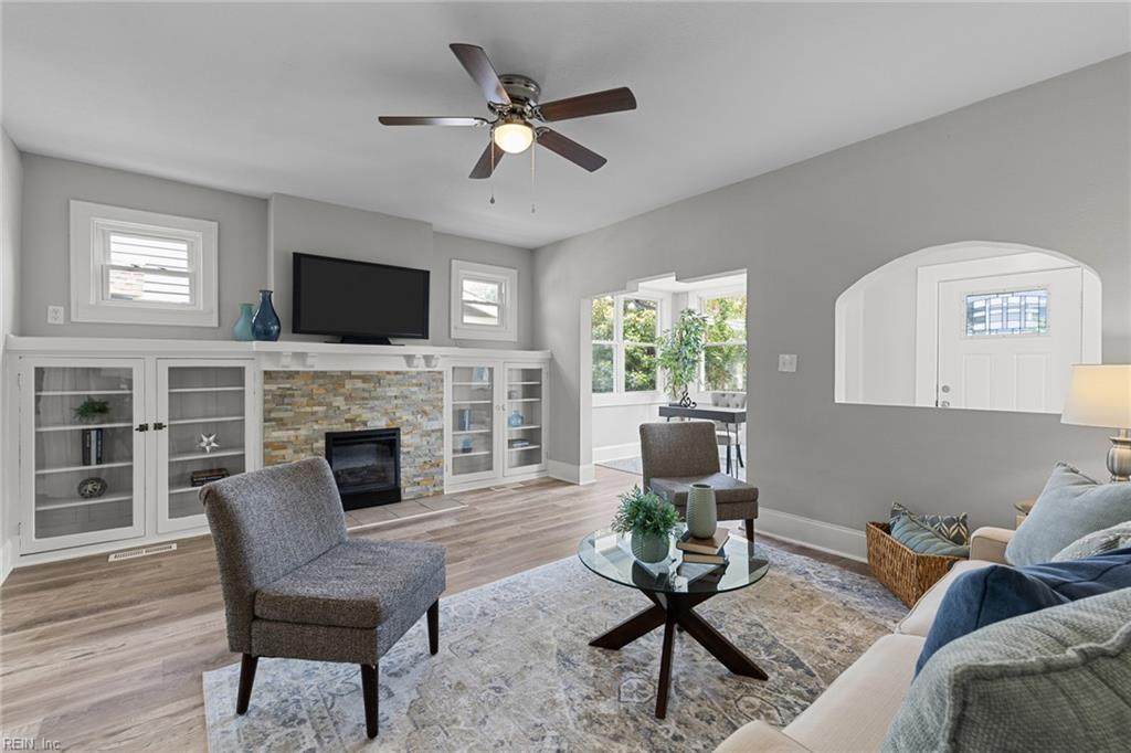 2724 Kimball Ter - Photo 1