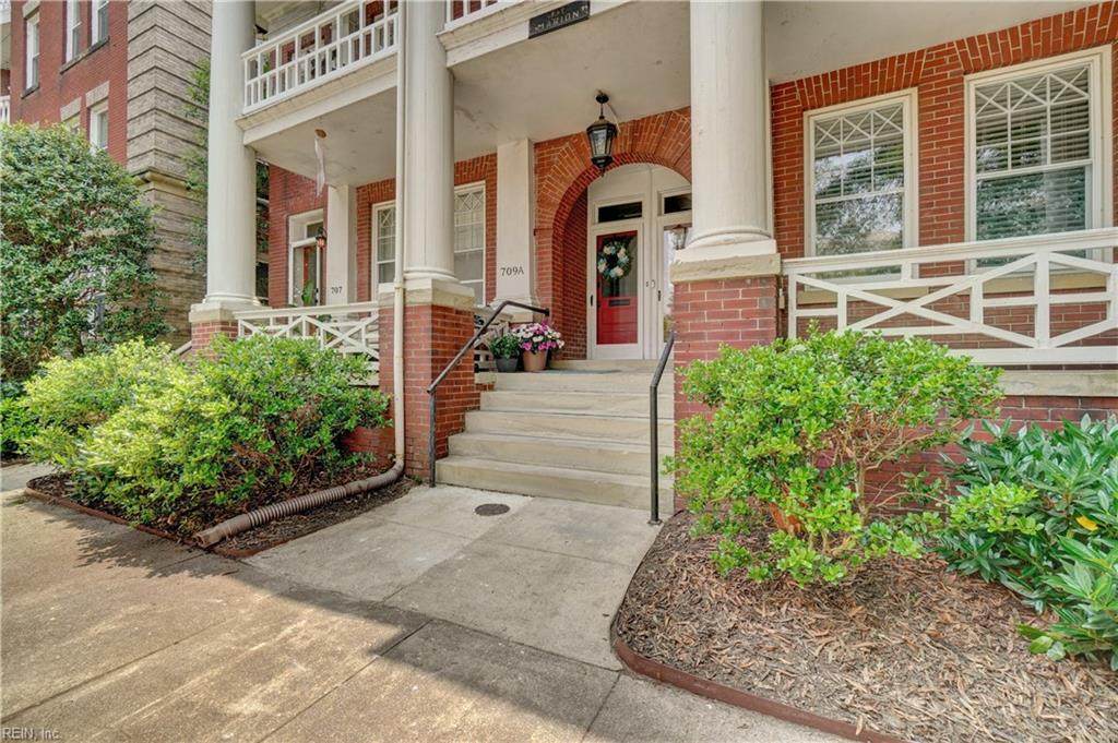 709 Redgate Ave - Photo 1