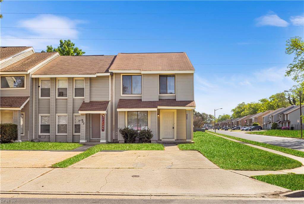 900 Monarch Dr - Photo 1