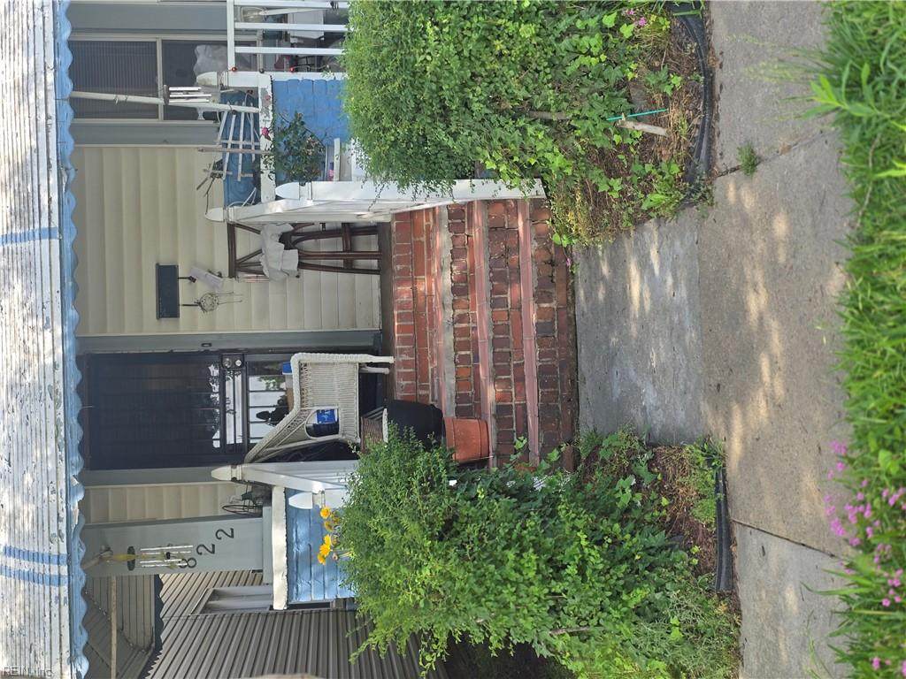 822 Pollard St - Photo 1