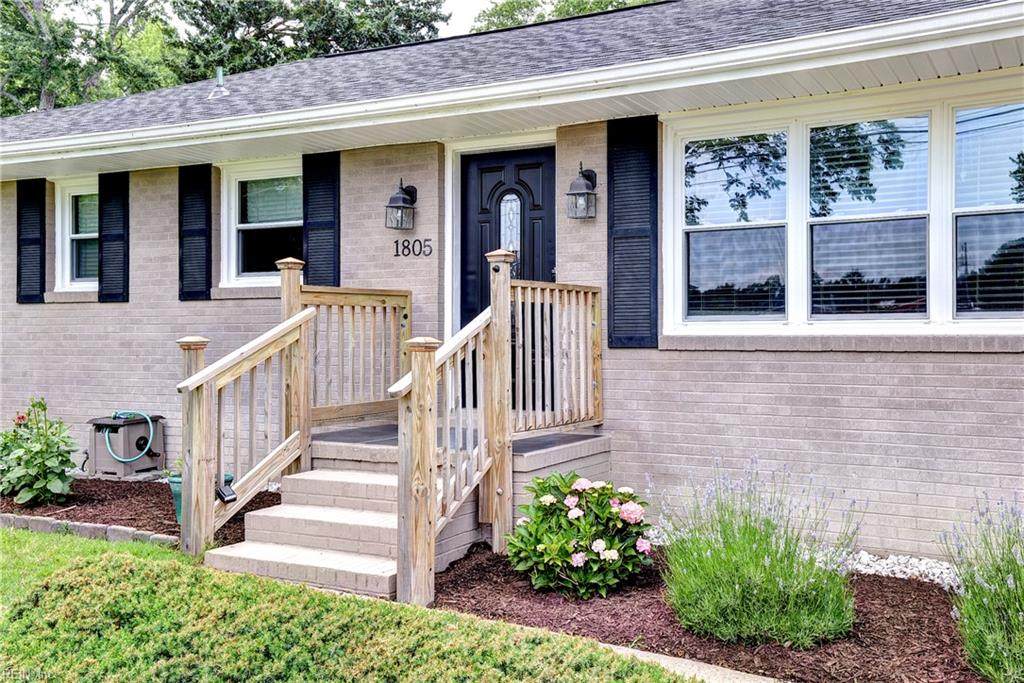 1805 Meadowview Dr - Photo 1