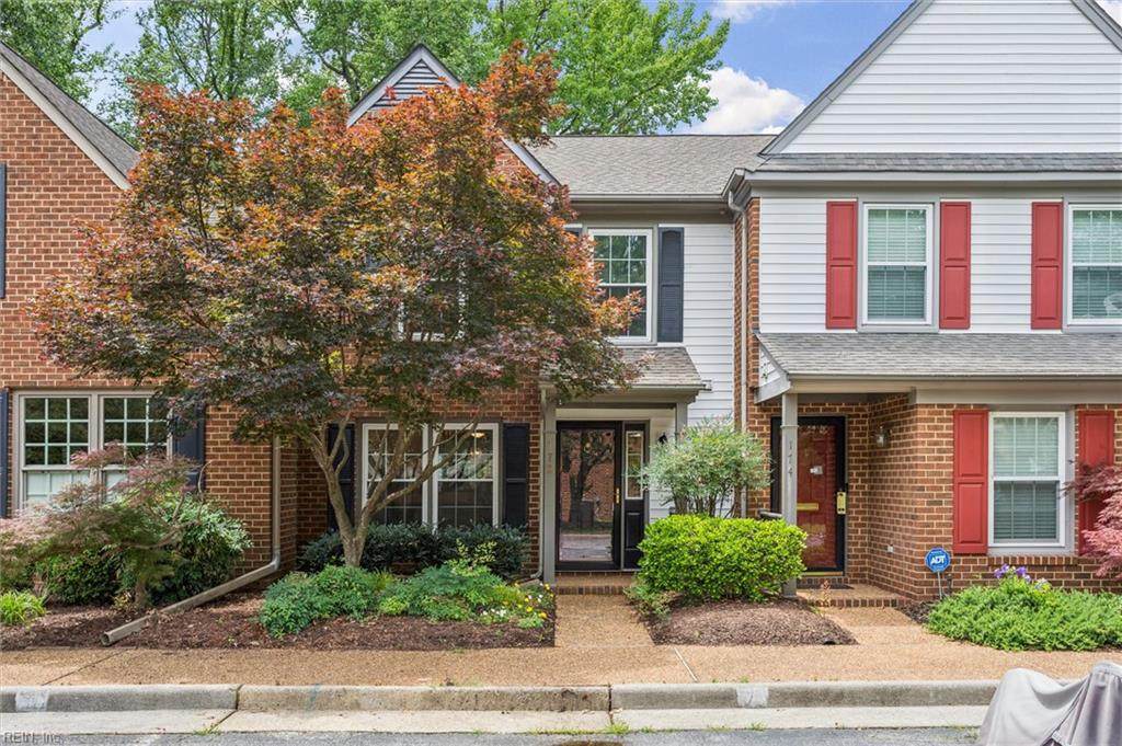 172 Wellesley Dr - Photo 1
