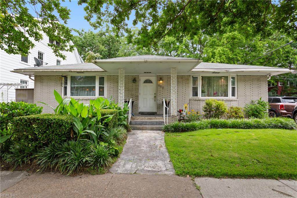 963 Woodrow Ave - Photo 1