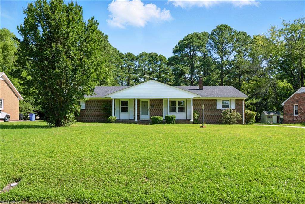 404 Crescent Dr - Photo 1