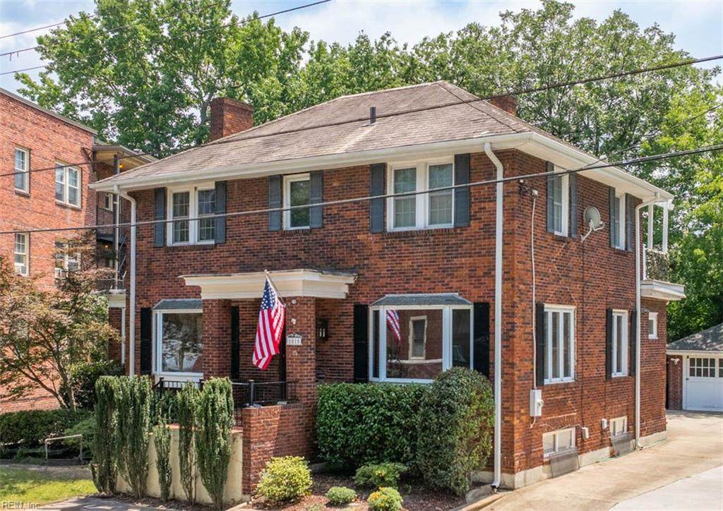 1015 Gates Ave - Photo 1