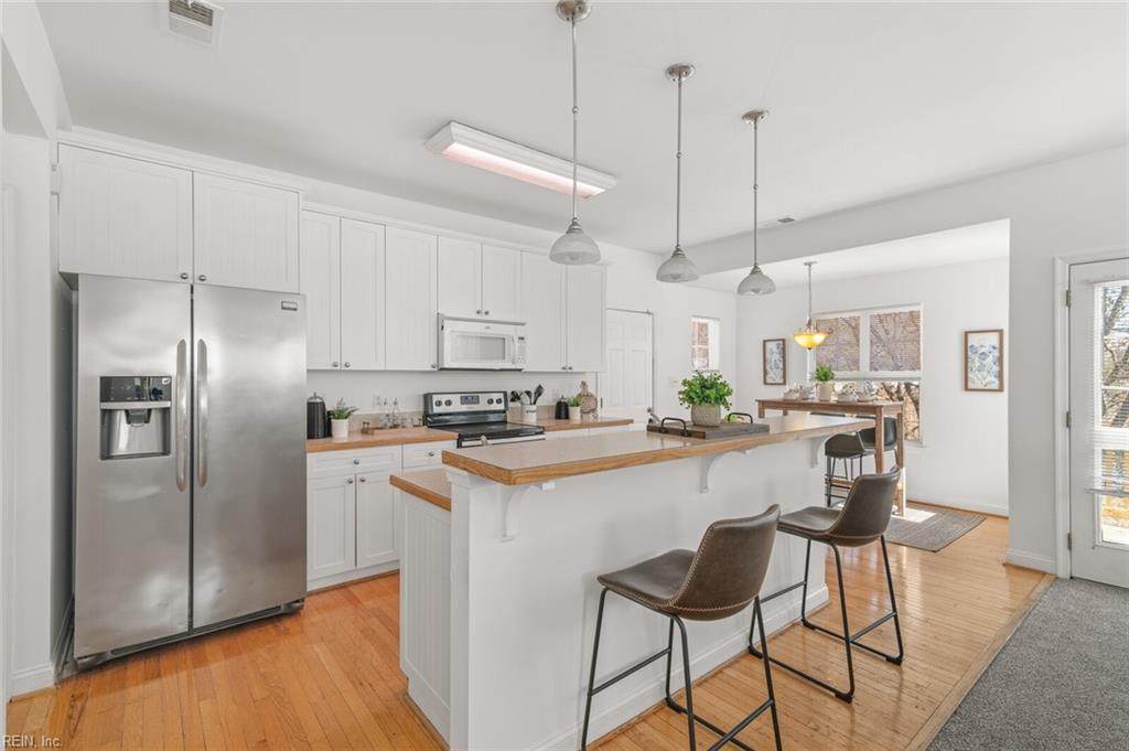 5716 Chesapeake Blvd - Photo 1