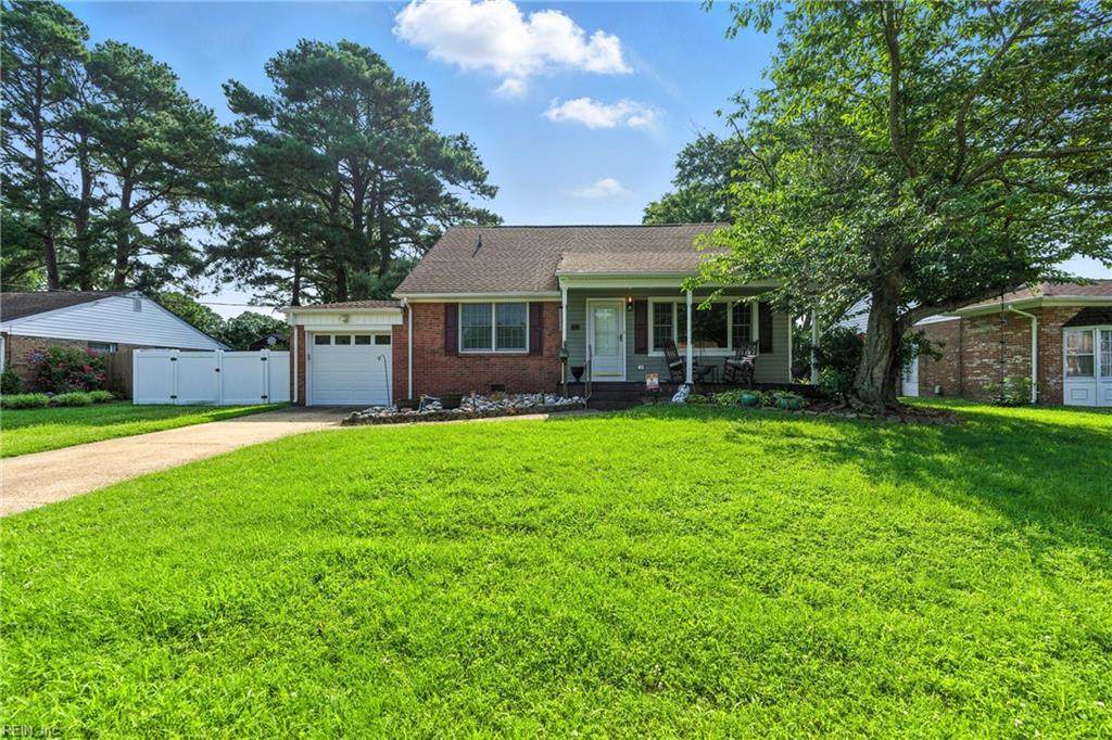 952 Redwood Cir - Photo 1