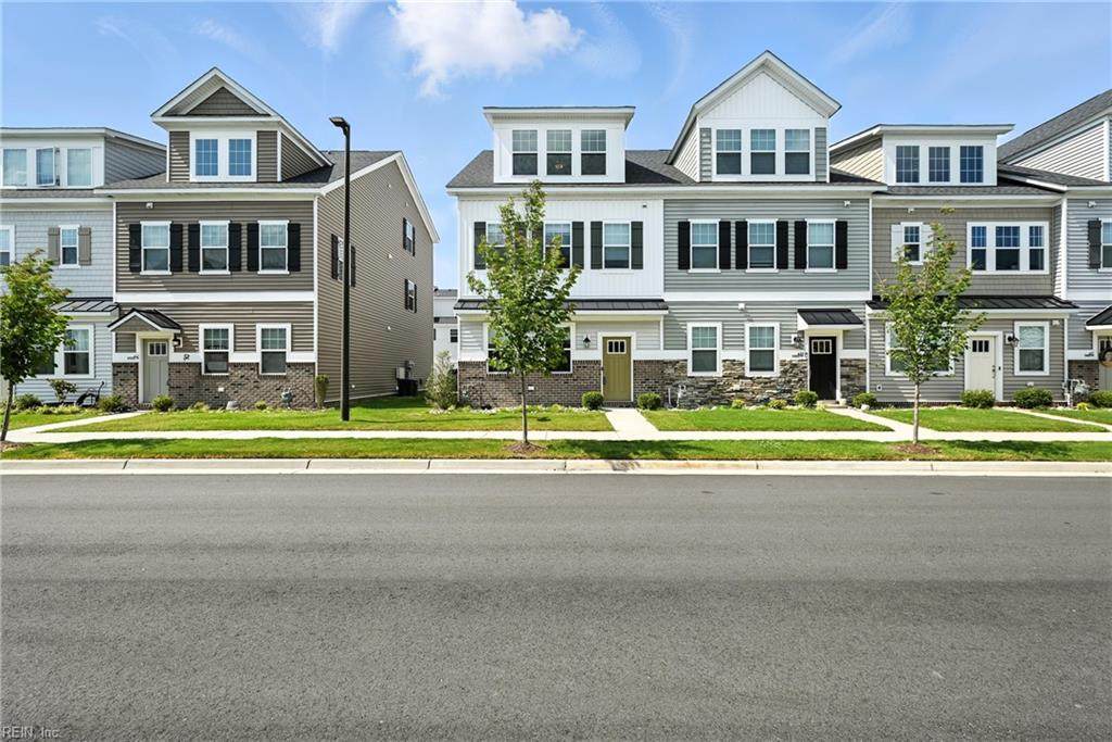 423 Asuza St - Photo 1