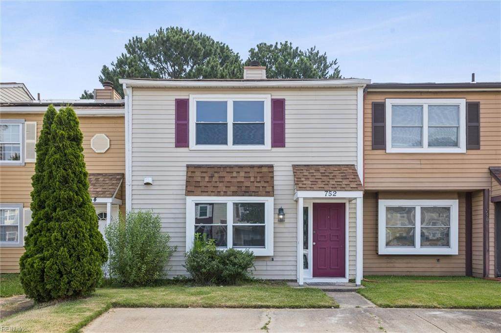 752 Spence Cir - Photo 1