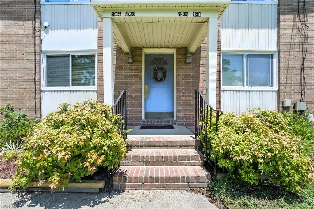 4910 Johnson Ave - Photo 1