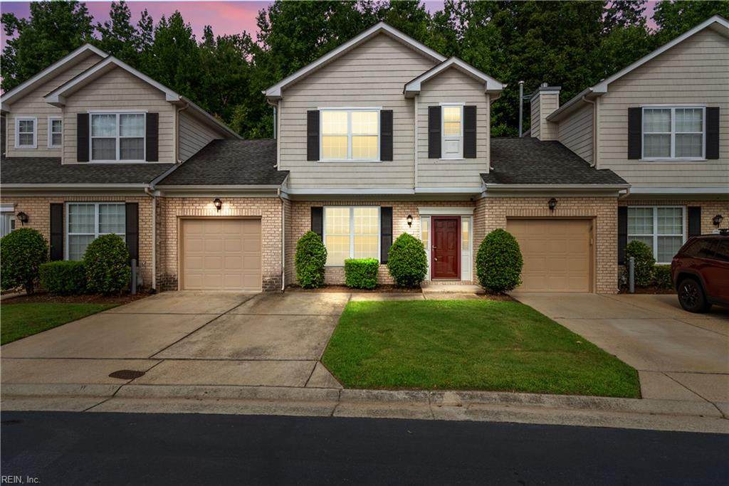 1440 Otterbourne Cir - Photo 1