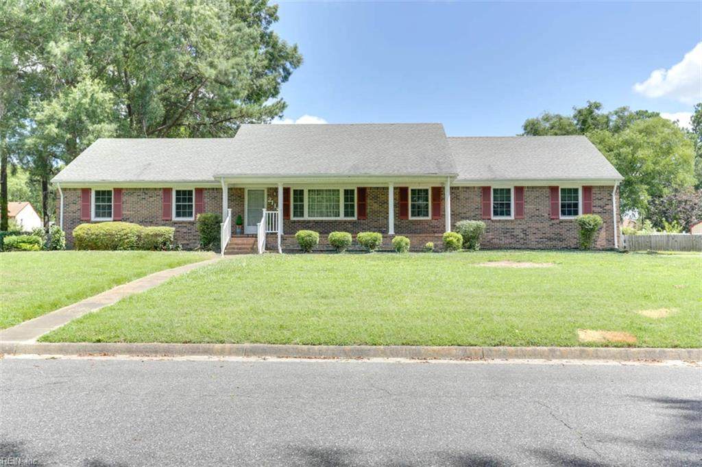 2116 Ames Cir - Photo 1