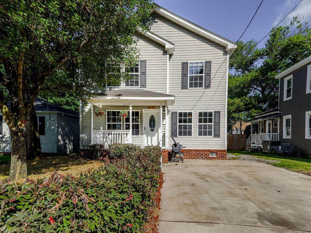 910 Greer St - Photo 1