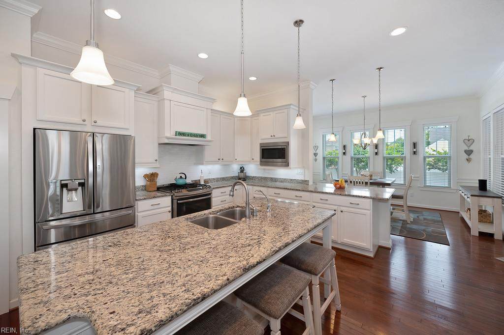 1921 Flintshire Dr - Photo 1