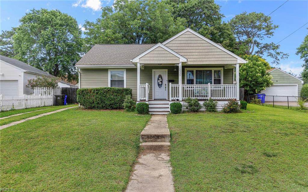 2332 Elaine Ave - Photo 1