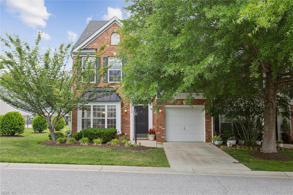 212 Daniels Dr - Photo 1