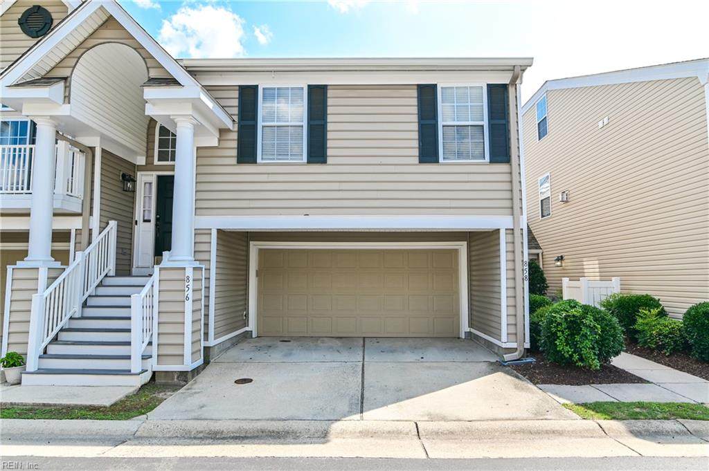 858 Point Way - Photo 1