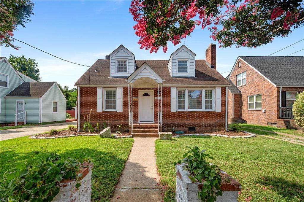 2715 Beachmont Ave - Photo 1