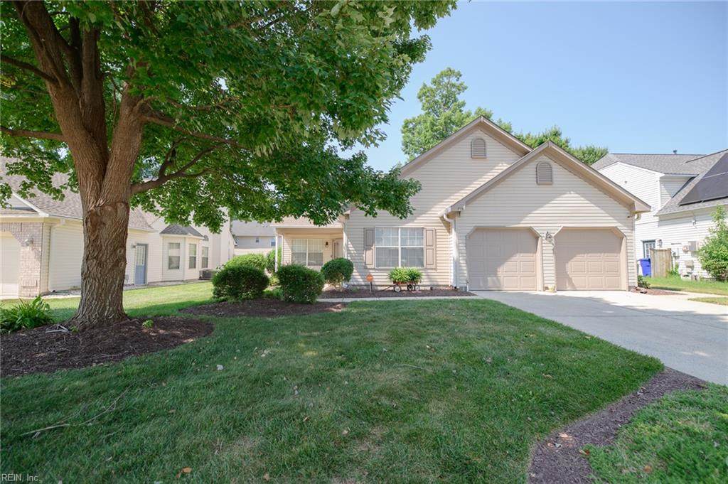 919 Holbrook Dr - Photo 1