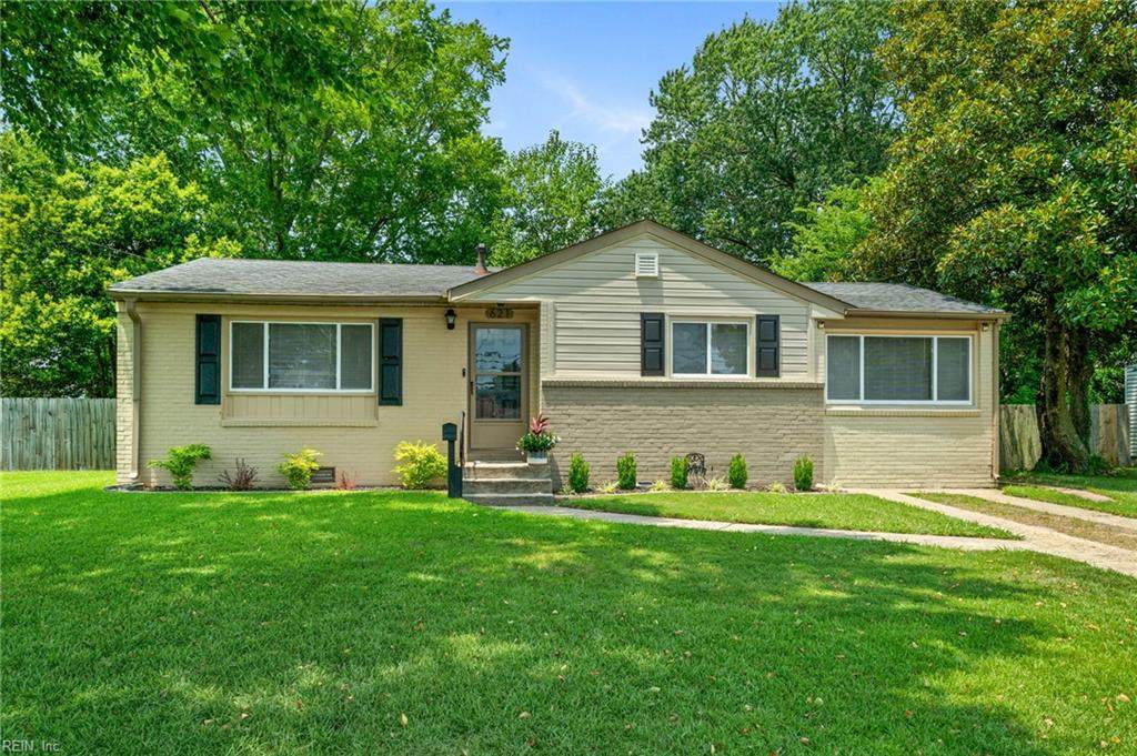 621 Aragona Blvd - Photo 1