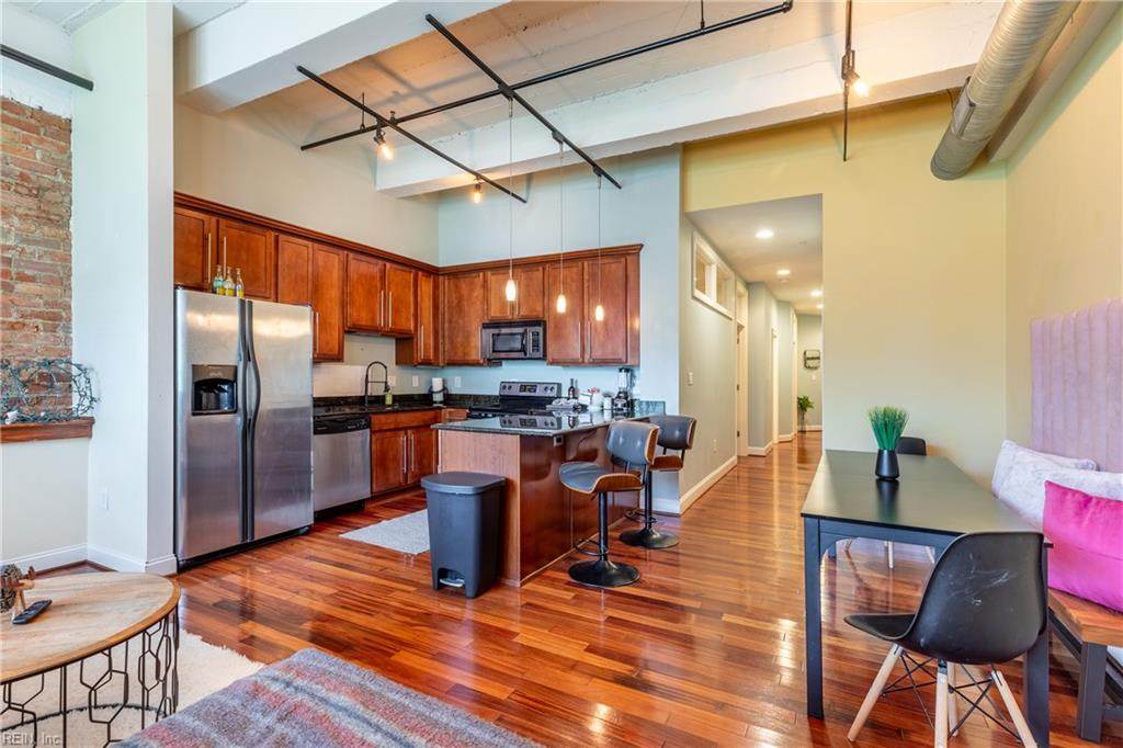 426 Granby St - Photo 1