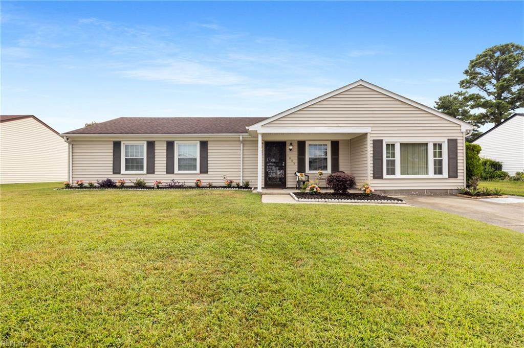 1005 Sean Dr - Photo 1