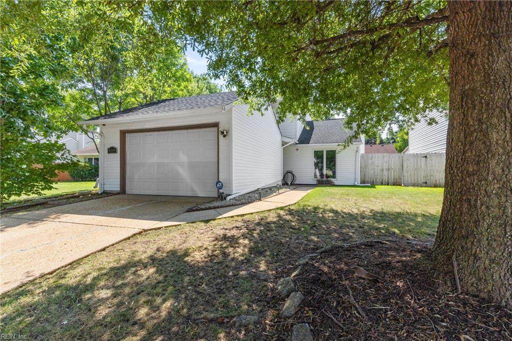 820 Crashaw St - Photo 1