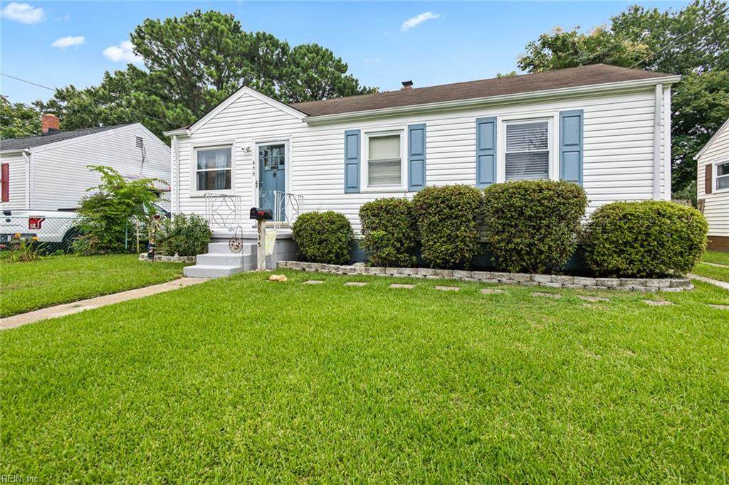635 Muskogee Ave - Photo 1