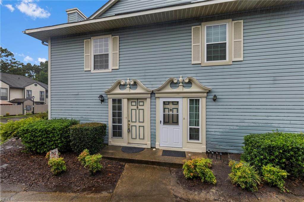 301 Ferdinand Cir - Photo 1