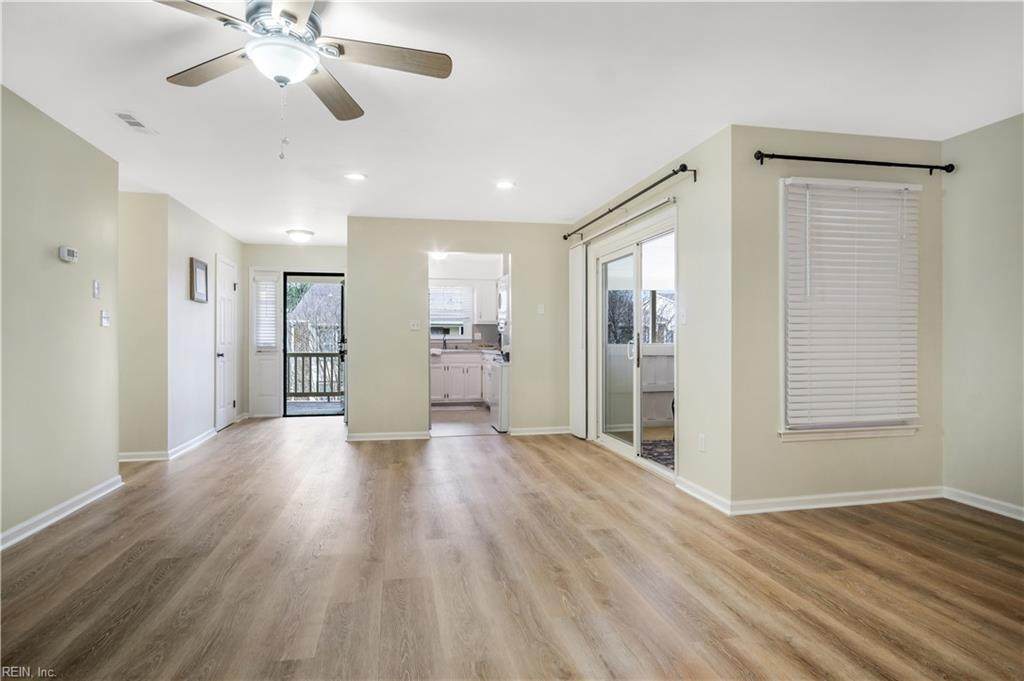310 Patriot Ln - Photo 1