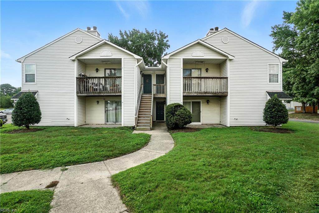 1716 Rock Bridge Mews - Photo 1