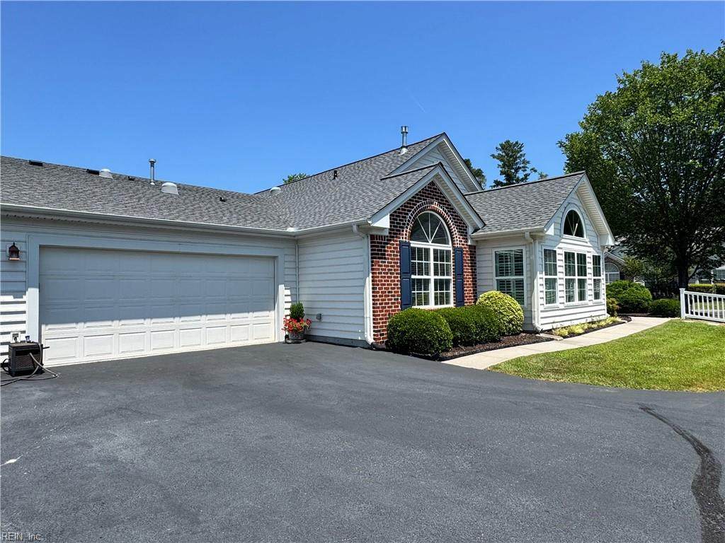 100 Borden Way - Photo 1