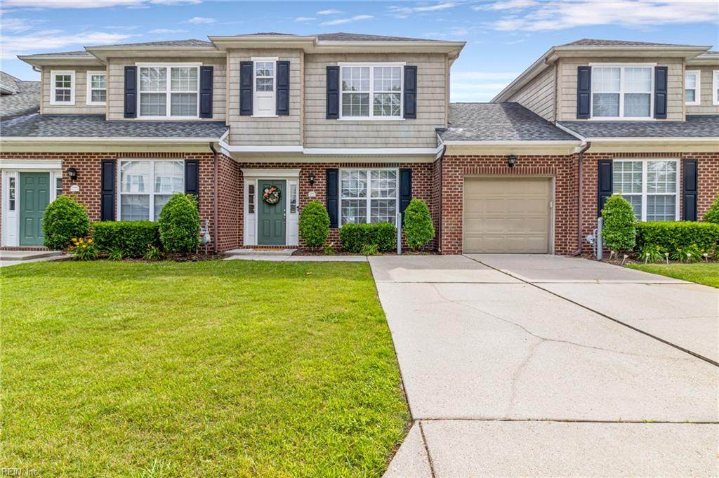 1439 Otterbourne Cir - Photo 1