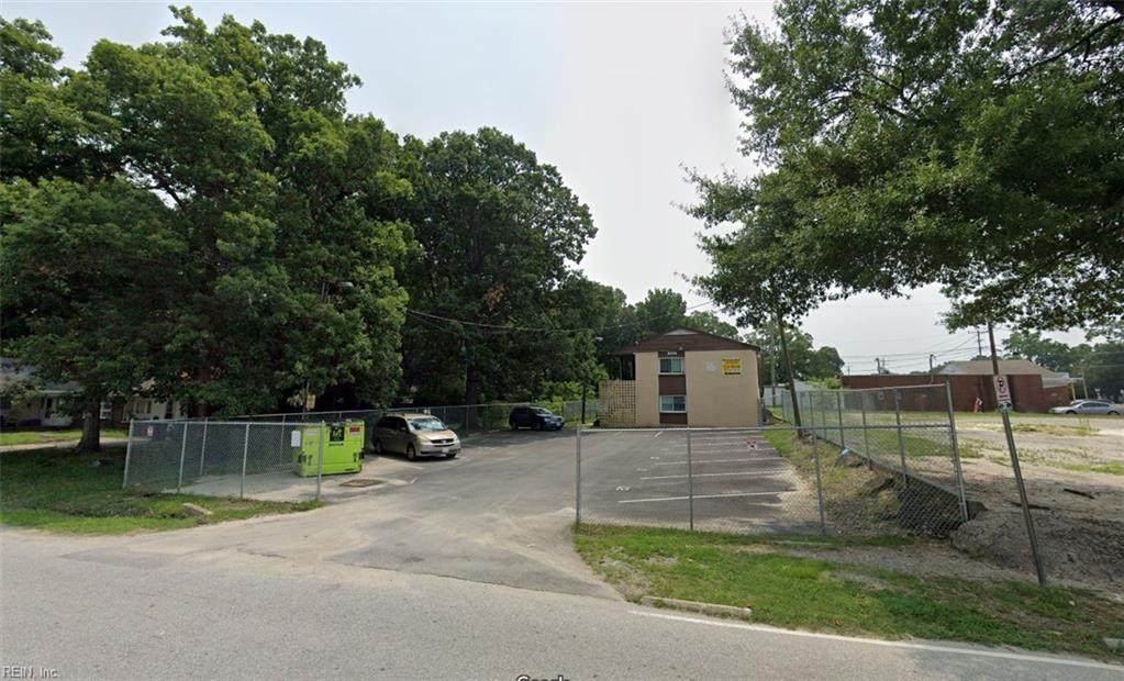 600 74th St - Photo 1