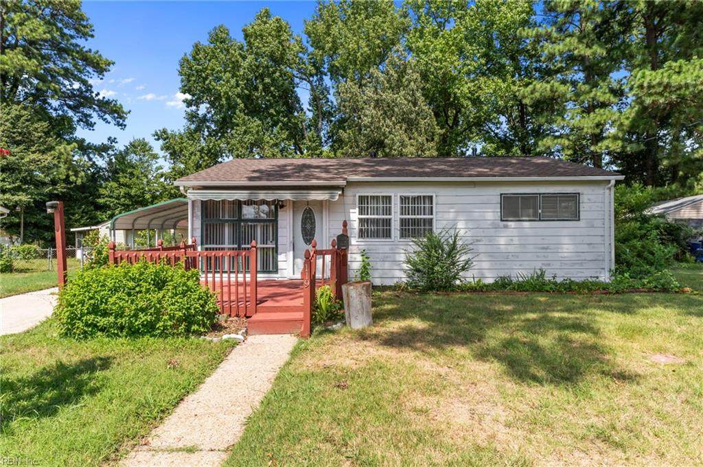 119 York Dr - Photo 1