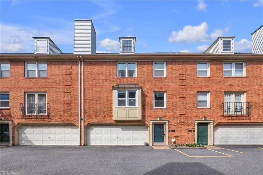 527 20th St - Photo 1