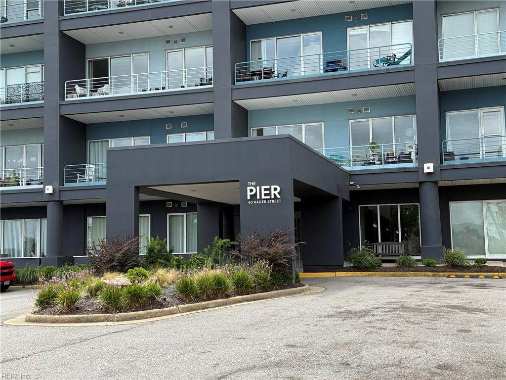 40 Rader St - Photo 1