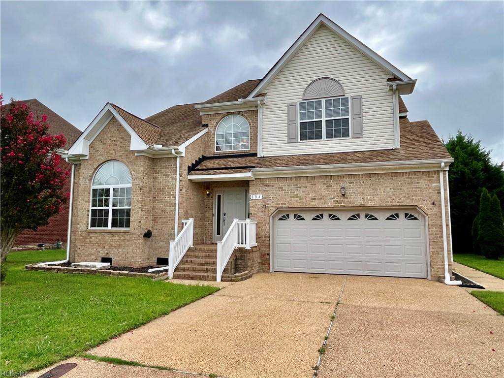 104 Niblick Cir - Photo 1