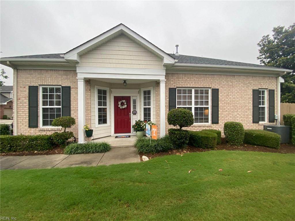 1176 Westbriar Dr - Photo 1