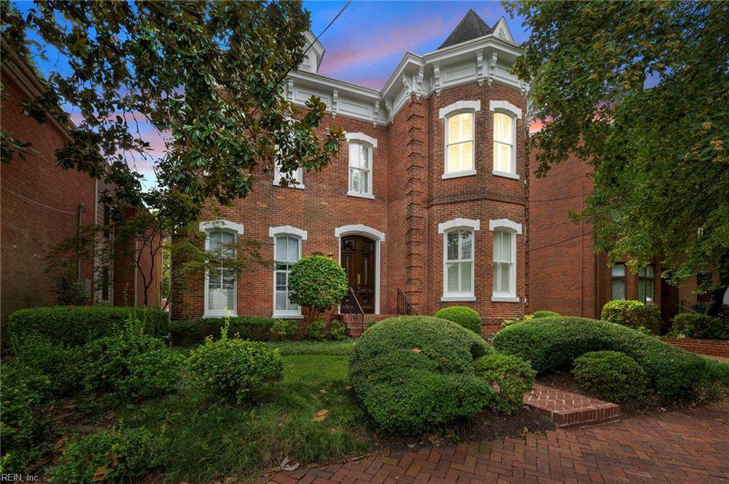 313 Freemason St - Photo 1