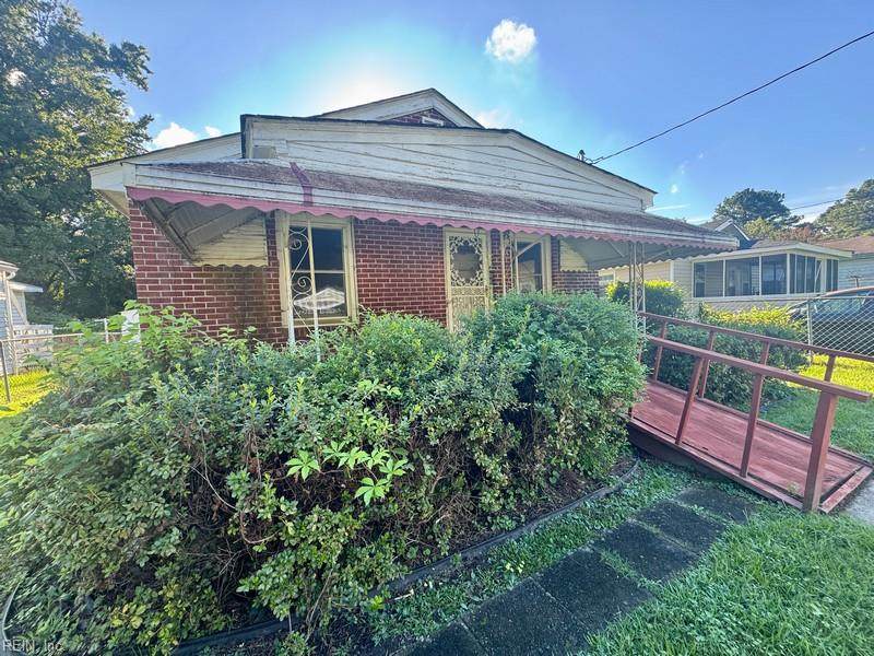 406 Fuller St - Photo 1